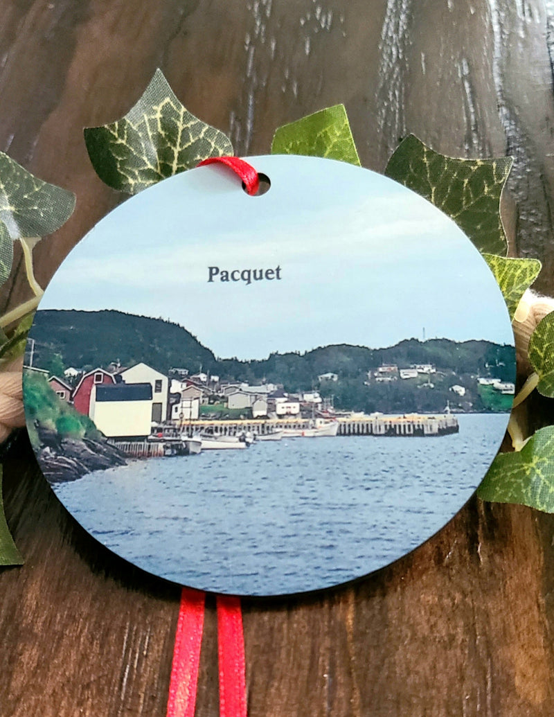 Pacquet Tree Ornament