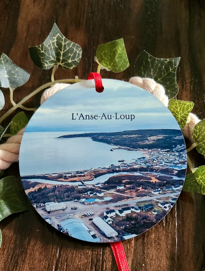 L'Ance Au Loup Tree Ornament